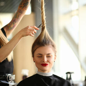 "Drski bob" je frizura koja izaziva strahopoštovanje: Stoji svima, žele je svi, ali se malo ko usuđuje da je proba