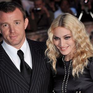 Prvi put od 2008. godine opet zajedno: Madona i Gaj Riči zakopali ratne sekire i oduševili javnost posle 18 godina