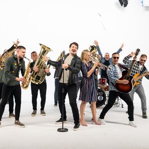 &bdquo;Ljubav je ponovo u modi&ldquo; &ndash; nova muzička saradnja Orkestra Danijela, Vivo benda i Stefana Tomića