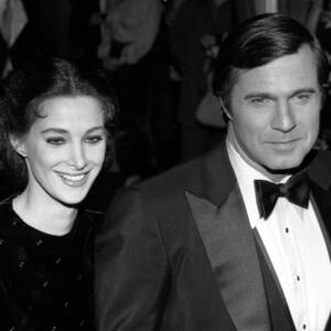 Čuveni glumac izgubio bitku sa rakom: Supruga podelila potresne reči koje su dovele sve u nevericu