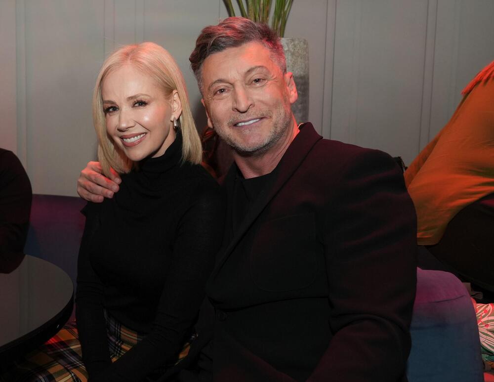 <p>Crna rolka je uvek dobar izbor ako želite dozu elegancije, a karirano - e sad je prilika da ga nosite bez ikakve dileme, ovaj dezen apsolutni hit tokom praznične sezone</p>