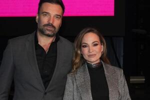 Toliko dobar da nema konkurenciju: Šik kaput Jelene Tomašević je vanremenski komad koji se obožava i nosi dan za danom