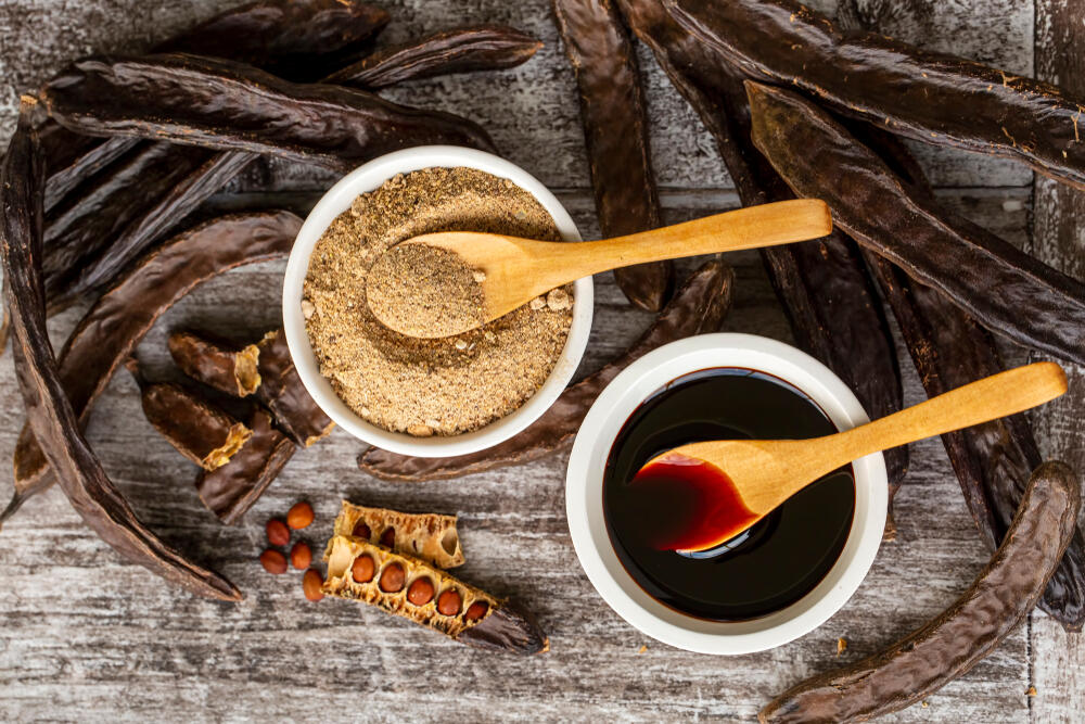 Rogač u mahunama, prahu i sirupu