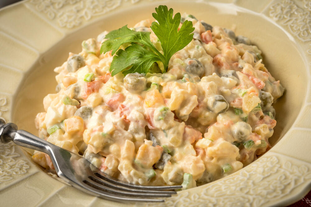 Lagana posna salata sa šampinjonima (ILUSTRACIJA)