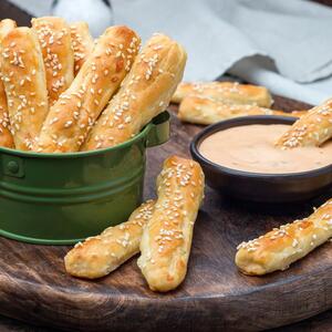 3 recepta za neodoljive posne slane štapiće: Još lepši ako stoje nekoliko dana, hrskavi, a mekani unutra