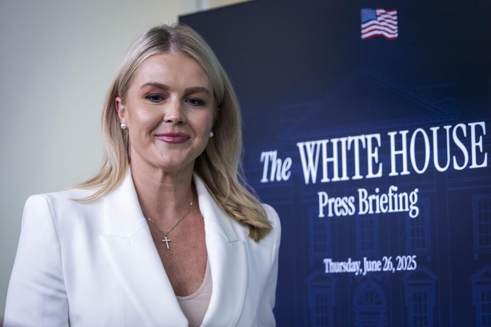 Kerolajn Levit je najmlađa sekretarka za štampu u istoriji Bele kuće