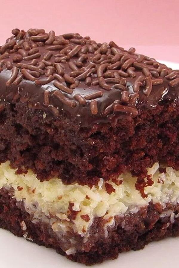 Mokre kokos kocke kojih vam neće biti dosta: Baunti kolač kakav još niste probali pravi se očas posla