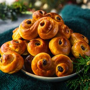 Od davnina se veruje da teraju zlo: Božićne pogačice za koje ne znate jesu li mekše, mirišljavije ili ukusnije