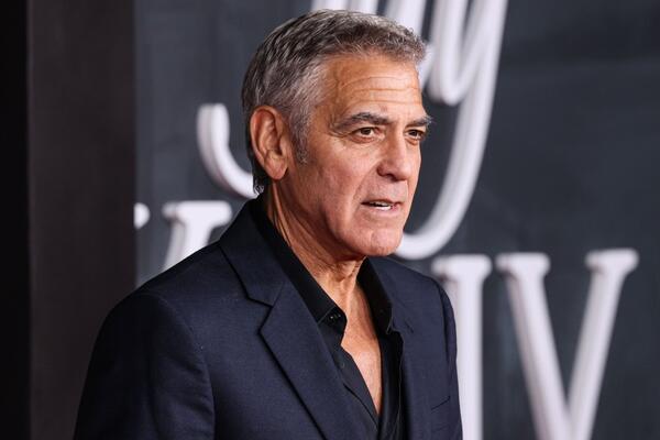 Tramp pokušao da ponizi glumca, pa usledio "hladan tuš": Kluni izneo "prljav veš" iz prošlosti, Donaldu neće biti smešno