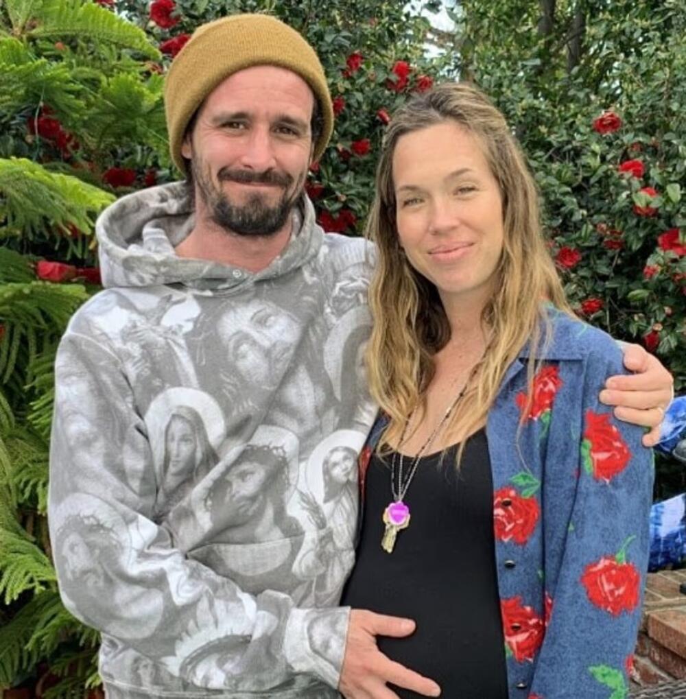 Džejms Renson sa suprugom Džejmi Mekfi tokom njene druge trudnoće