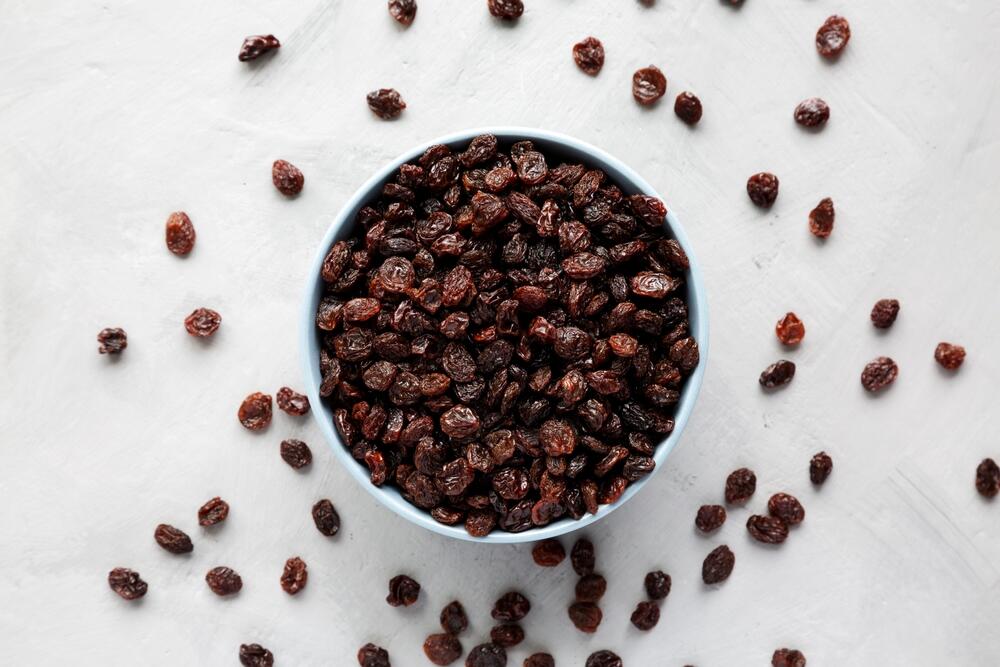 Suvo grožđe ima srednji glikemijski indeks