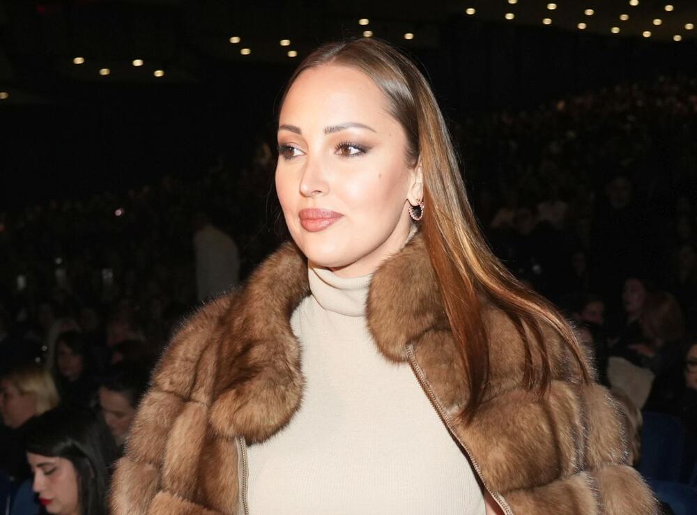 Aleksandra Prijović na koncertu Emine Jahović