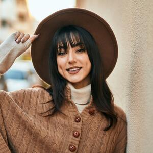 5 frizura koje podmlađuju! Brišu godine sa lica, pružaju svež i mladolik izgled i mame poglede