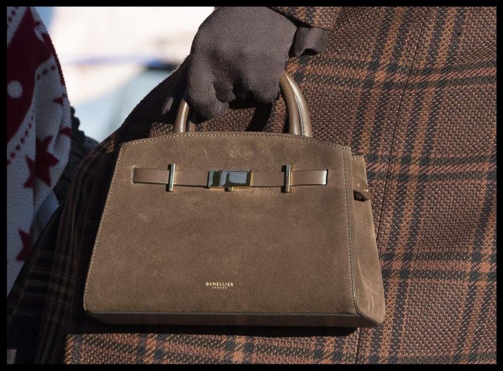 <p>Danas se održava tradicionalna Božićna služba u Sandringemu, gde svi članovi britanske kraljevske porodice proslavljaju Božić.</p>