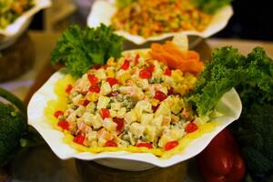 Ruska je dobila konkurenciju i to ozbiljnu: Versajska salata osvaja trepeze širom sveta, kad je probate znaćete i zašto