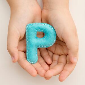 Kako pomoći detetu da nauči da izgovara glas R? Logoped za Glossy otkriva najbolje vežbe i najčešće greške roditelja