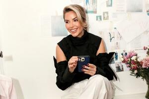 Biljana Tipsarević otkriva za Glossy: Ove boja će biti hit sezone, a šta treba uvek imati u ormaru za "hitne situacije"?