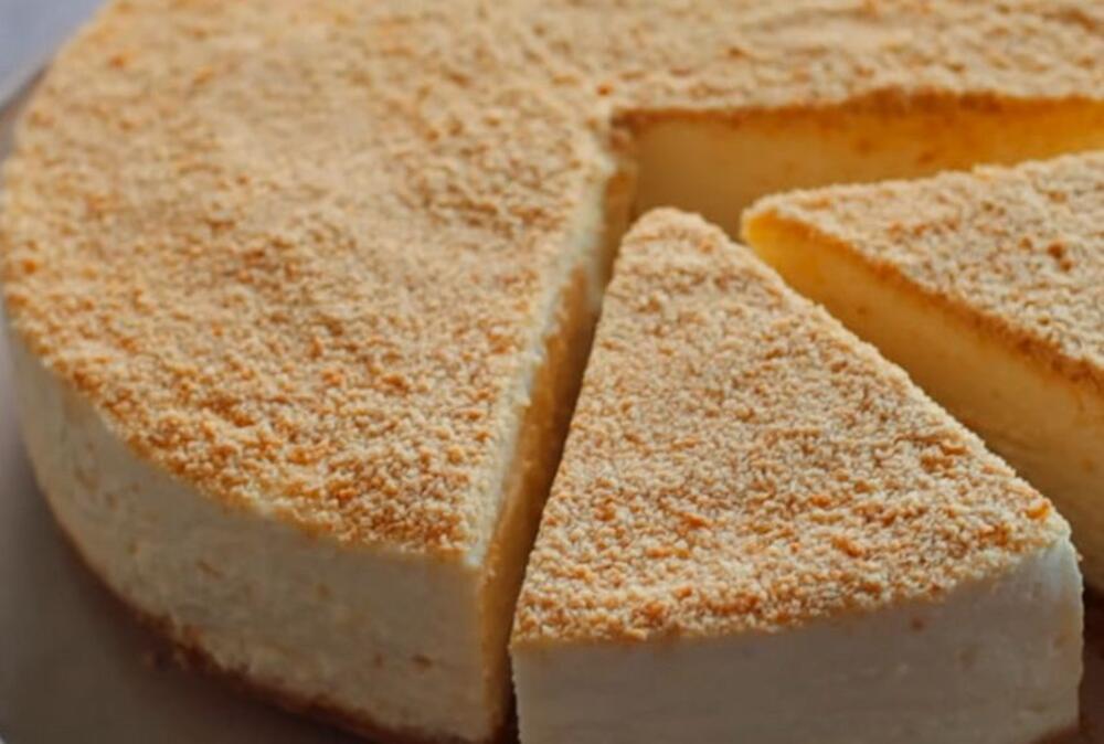 Domaći čizkejk od keksa i bele čokolade