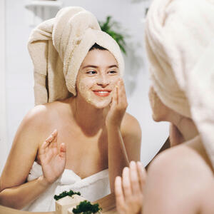 21 sitnica koju znaju žene sa savršenom kožom: Najbolji saveti dermatologa koje ćete čuti u životu su jednostavni