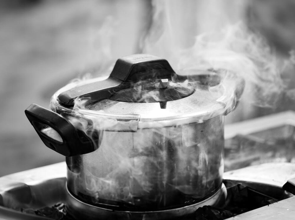 EKSPRES-LONAC MOŽE DA NANESE OPEKOTINE