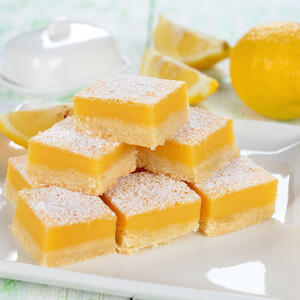 Limun-pita kakvu nikad niste probali pravi se brzo i lako: Mekana kora, kremast fil & ukus kojeg vam nikad nije dosta