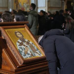 I zvezde se pričestile u Hramu Sv. Save: Ovo su sve poznate ličnosti koje smo primetili na božićnoj liturgiji