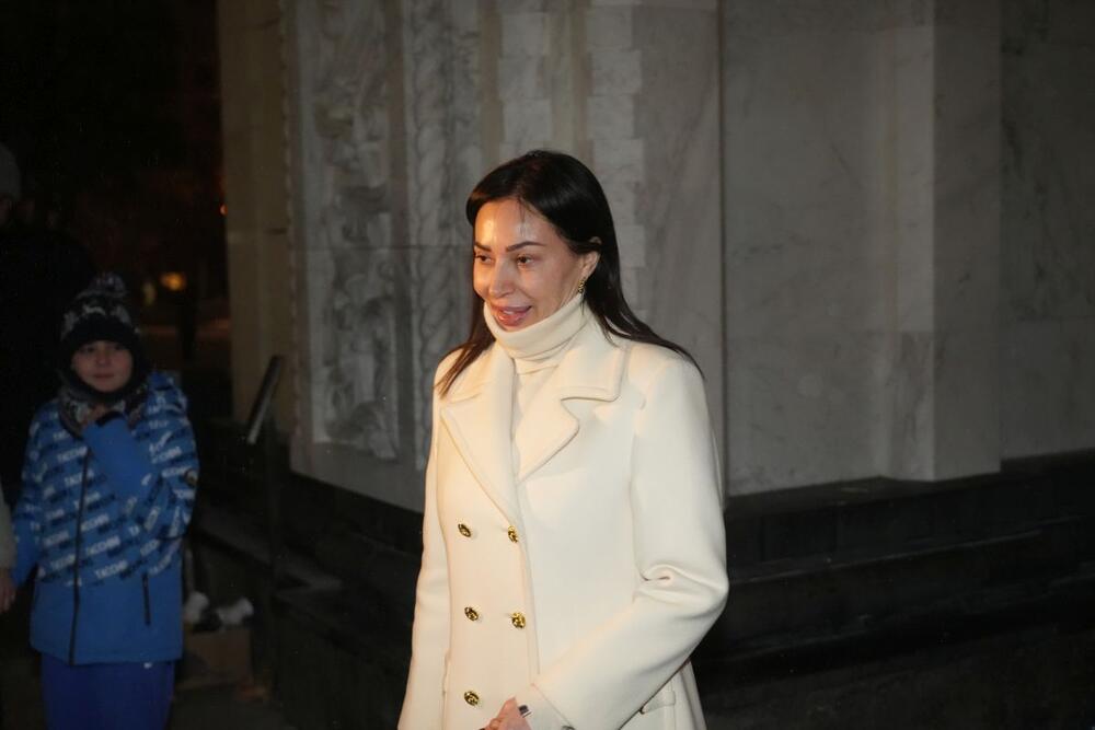 Poznate ličnosti su primećene u  Hramu Sv. Save na ponoćnoj božićnoj liturgiji