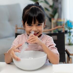 Kako napraviti fiziološki rastvor? Može da posluži u razne svrhe, ali samo ako se pripremi i skladišti pravilno