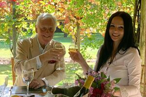 Ako niste rođeni u ovom znaku, ispunjavate prvi uslov: Bizaran spisak zahteva milijardera koji očajnički traži ženu