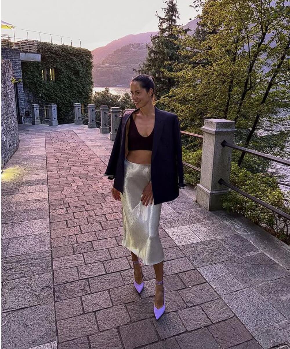 Ana Ivanović u satenskoj suknji