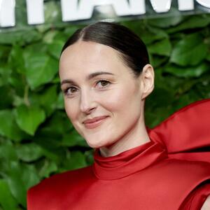 Magija satkana od 800.000 perli i 2.900 resica: O haljini glumice na Zlatnim globusima će se pričati decenijama