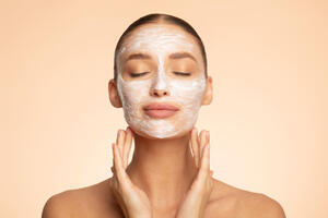 Maska za lice protiv akni od jednog jedinog sastojka: Nakon 15 minuta, koža će vam biti čista, meka i blistava