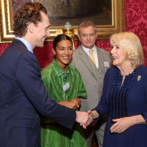 "Nedeljne večeri nisu iste bez tebe": Trenutak kad je poznati glumac morao da se izvini kraljici Kamili