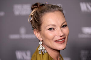 Kejt Mos puni 52 godine i izgleda bolje nego ikada: Tajno oružje slavne manekenke zbog kojeg "stari unazad"