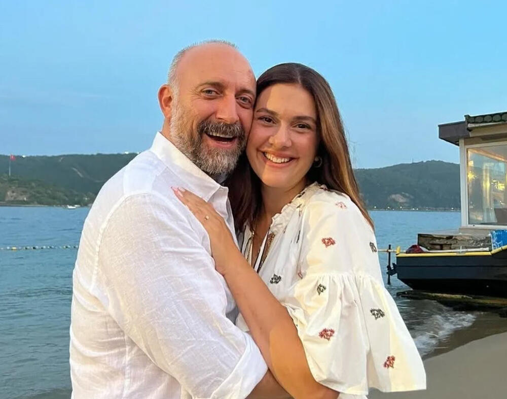 Halit Ergenč i Berguzar Korel upoznali su se 2006. godine na snimanju serije '1001 noć'