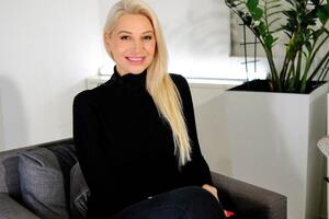 Od butika u Pančevu do filmskog platna, a između dva braka i dva razvoda: Nesvakidašnja životna priča Jelene Jovićić