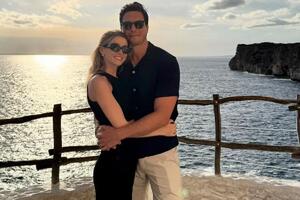 Sin legendarnog "Supermena" rekao sudbonosno "da": Vil Riv oženio izabranicu koju je zaprosio uz lukav plan