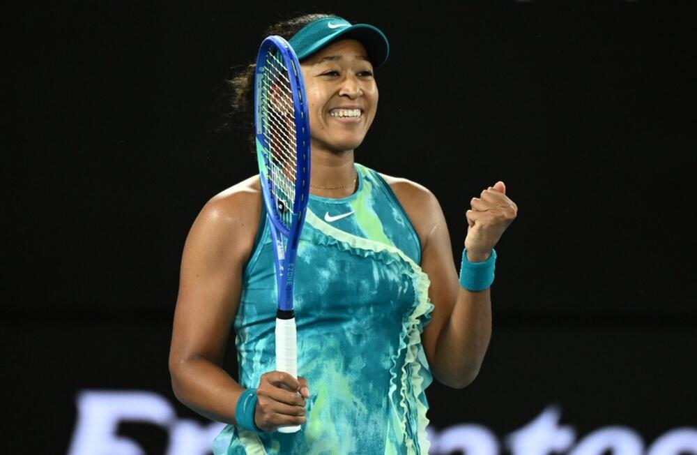 <p>Borila se s mentalnim problemima, pobedila Serenu Vilijam, pa zbog skandala plakala na terenu, a sad svi gledaju i ne veruju svojim očima&nbsp;</p>