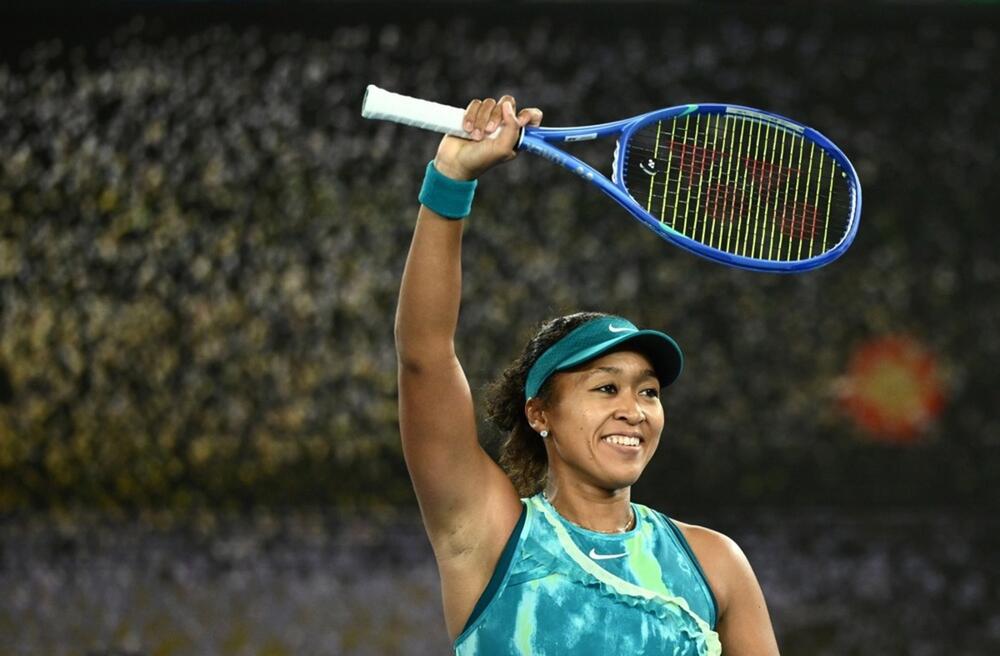 <p>Borila se s mentalnim problemima, pobedila Serenu Vilijam, pa zbog skandala plakala na terenu, a sad svi gledaju i ne veruju svojim očima&nbsp;</p>