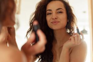 Trikovi za šminkanje koje svaka žena treba da zna: Nisu vam potrebni skupi proizvodi da biste izgledali najbolje moguće