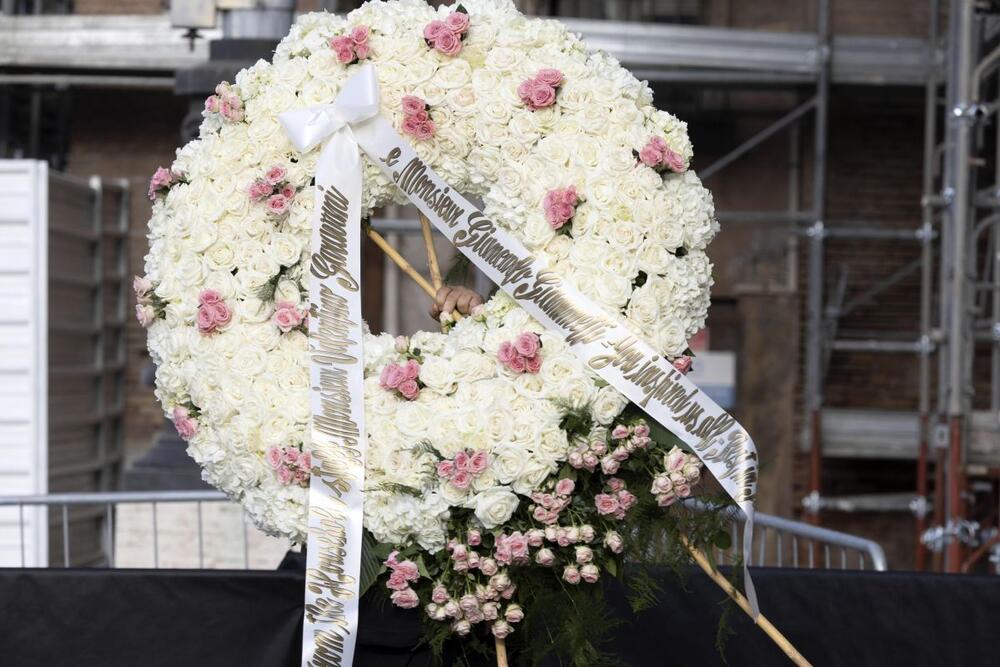 Sahrana Valentina Garavanija u Rimu