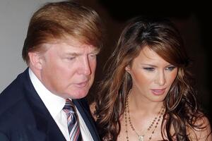 91 metar svile & 1.500 kristala za izdanje kao iz bajke: Kako je izgledala venčanica Melanije Tramp teška 25 kg?