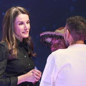 Ako kupujete pantalone, neka budu ovakve: Kraljica Leticija u modelu koji je elegantan, skriva višak & ide uz sve