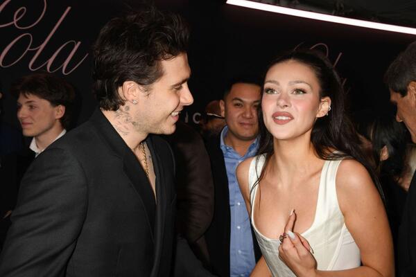 "Šta je bilo snajka, maca pojela jezik?" Nikola Pelc se po prvi put "oglasila" o sukobu sa svekrom i svekrvom