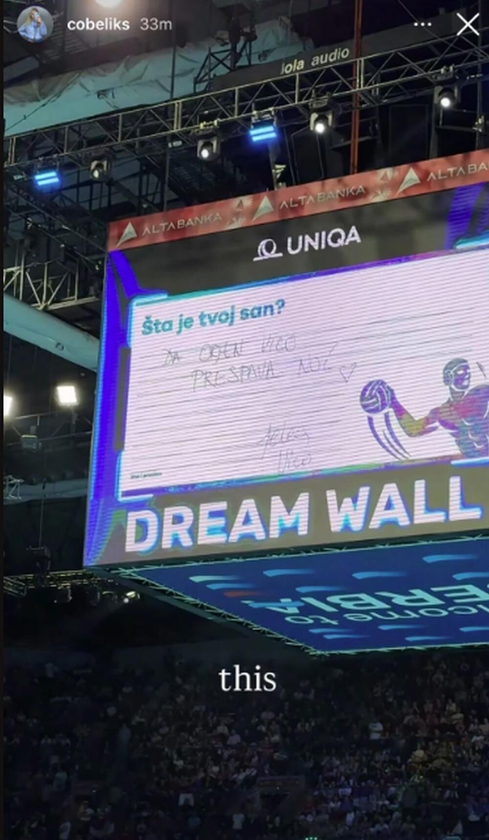 Poruka supruge Nemanje Vica nasmejala je celu Arenu