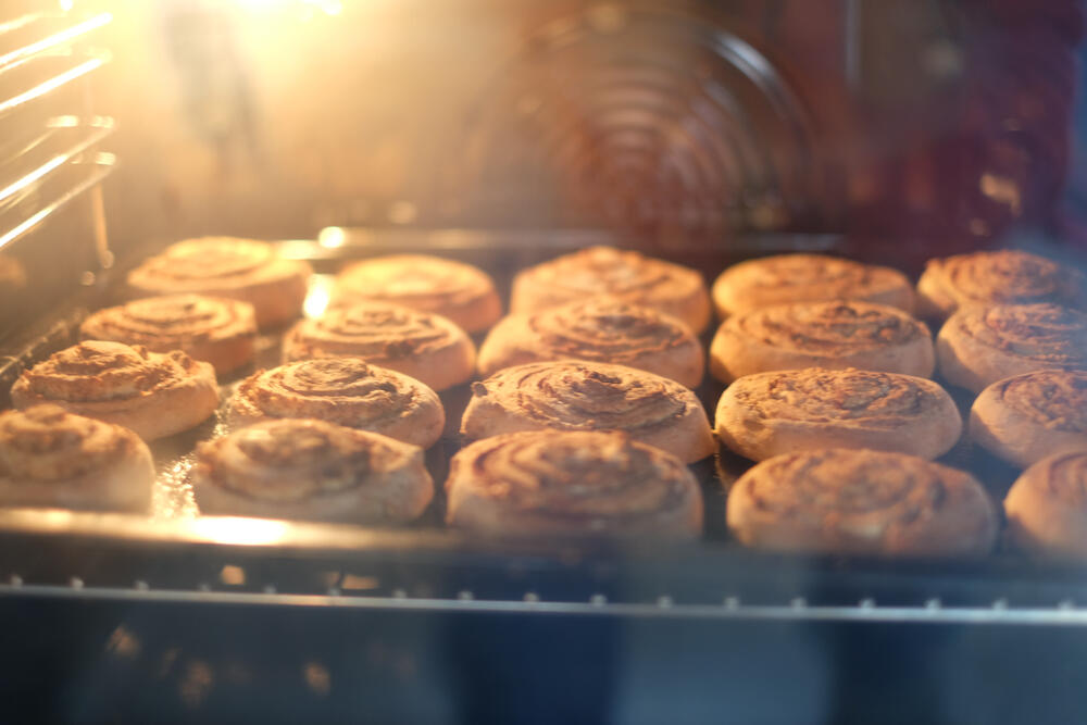 Pečenje cimet rolnica u rerni