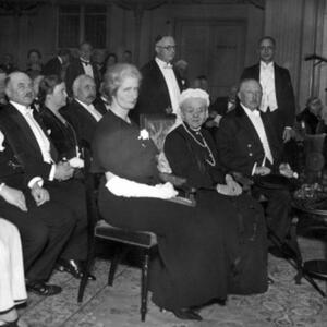 Najskandalozniji brak, afere, vanbračna deca: Životna priča princeze Eme koja je spasla holandsku kraljevsku lozu