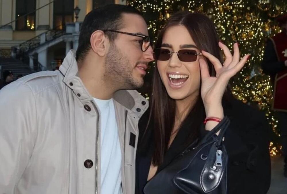 Una Čolić, starija ćerka Zdravka Čolića