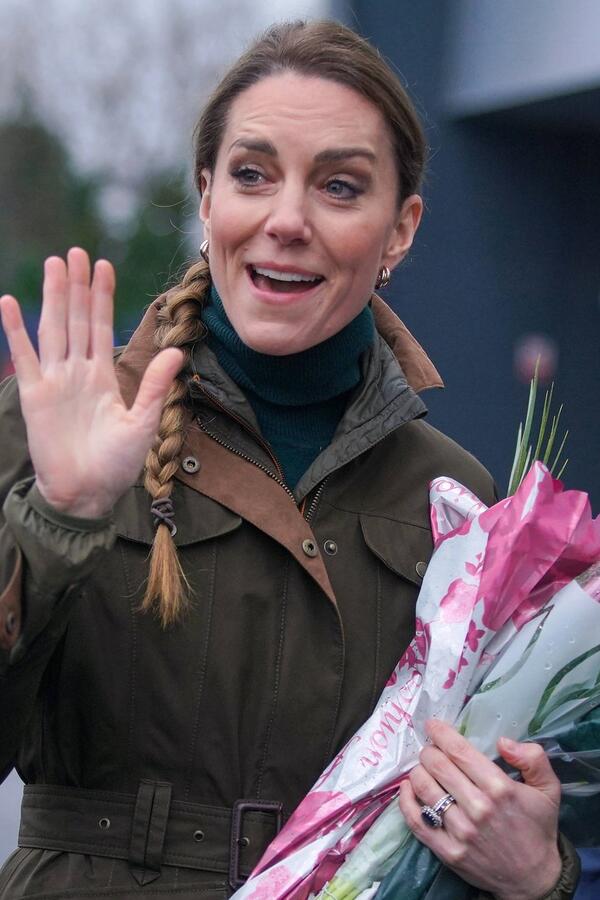 Kejt Midlton zna najjeftiniji način da izgledate šik! Ovaj trend su pre 25 godina obožavale Britni, Gven, Kristina...