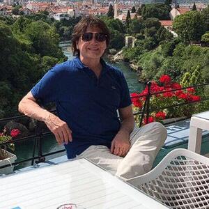 Majstor i za mikrofonom i za šopretom: Kremasti rižoto po receptu Zdravka Čolića + tajni sastojak za poseban šmek